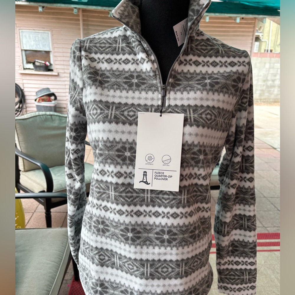 Patterned Gray Fleece Quarter-Zip Pullover Lands … - image 7